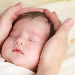 Massage ayurvedique du bebe