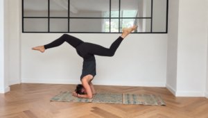 Anaïs Dokhan : un enseignement du yoga entre rigueur et bienveillance